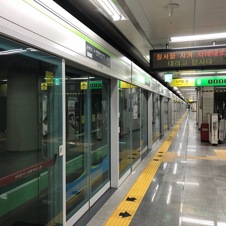 ▲ 부산 지하철의 모습