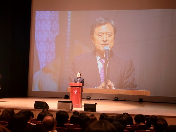 신라대 허남식 총장 축사 (사진: 고관삼 기자)