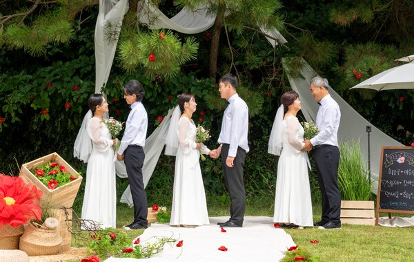 거제지심도에서리마인드웨딩개최(사진 :경남도 제공)
