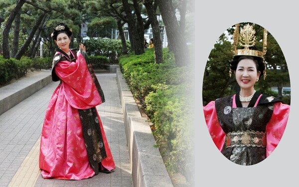 전영애 회장 궁중복 모델 모습