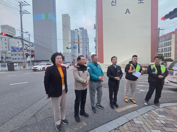 오태원 구청장, 김정방 의원. 북구청년연합회 서주영 회장  등도 함께 자리하여 수험생들을 격려했다.